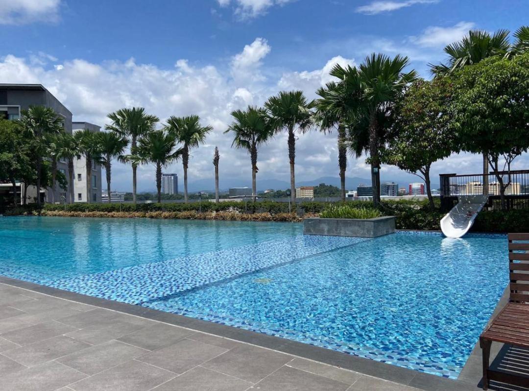 Staysee @ Imago Shopping Mall The Loft Kota Kinabalu