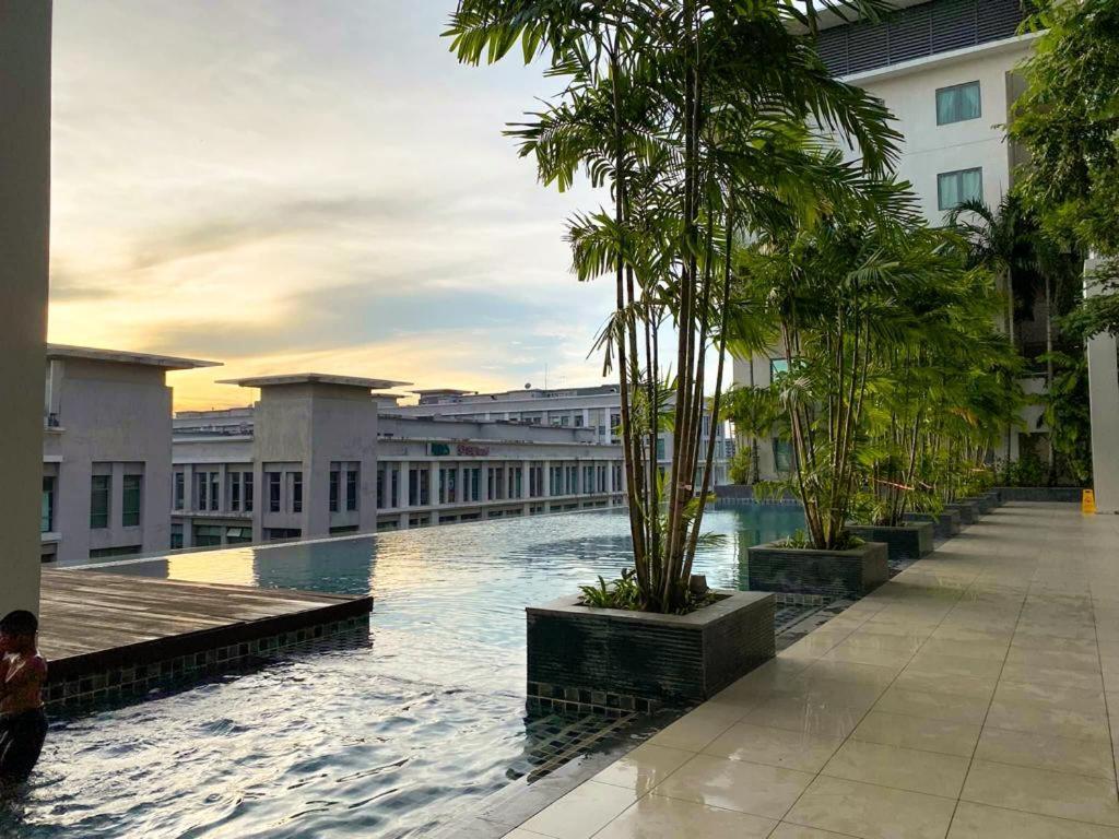 Staysee @ Imago Shopping Mall The Loft Kota Kinabalu